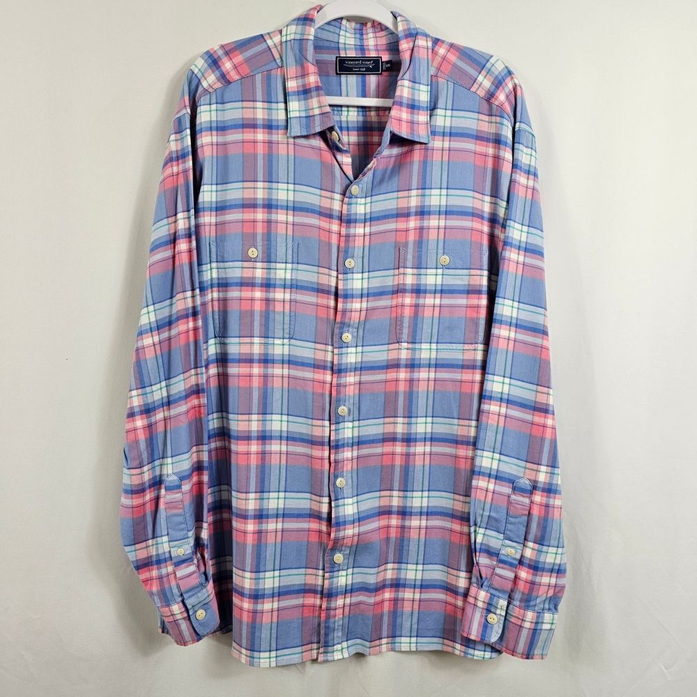 Vineyard Vines Classic Fit Island Twill